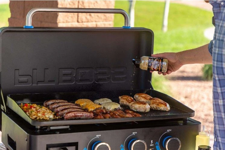 Pit Boss Ultimate 3 Burner Liquid Propane Outdoor Griddle Black(Pit Boss Ultimate 3 Burner Liquid Propane Outdoor Griddle Black) 3 Pit Boss Ultimate 3 Burner Liquid Propane Outdoor Griddle Black(Pit Boss Ultimate 3 Burner Liquid Propane Outdoor Griddle Black) - Image 3